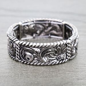 NWT Silver Western Floral Engraved Bracelet
